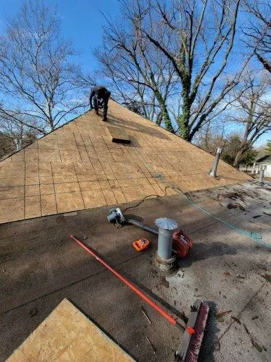 Emergency flat roof repair in Galena, MO by L & H Construction