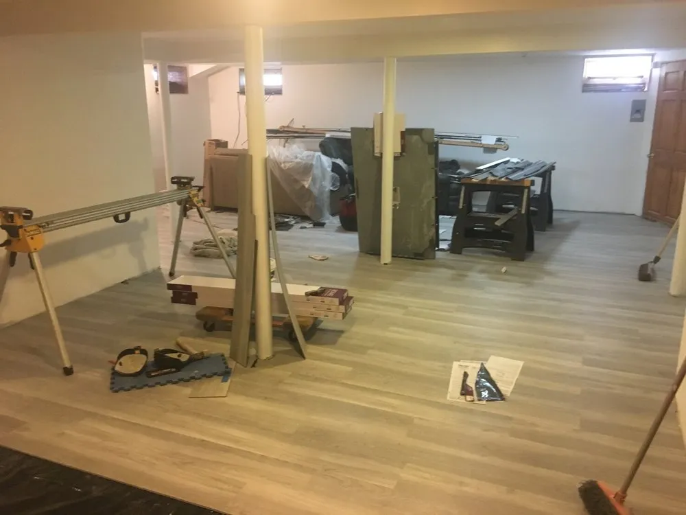 Slide of L & L Home Improvement