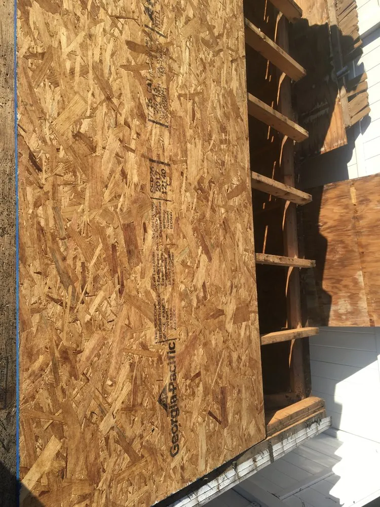 Slide of L & L Home Improvement