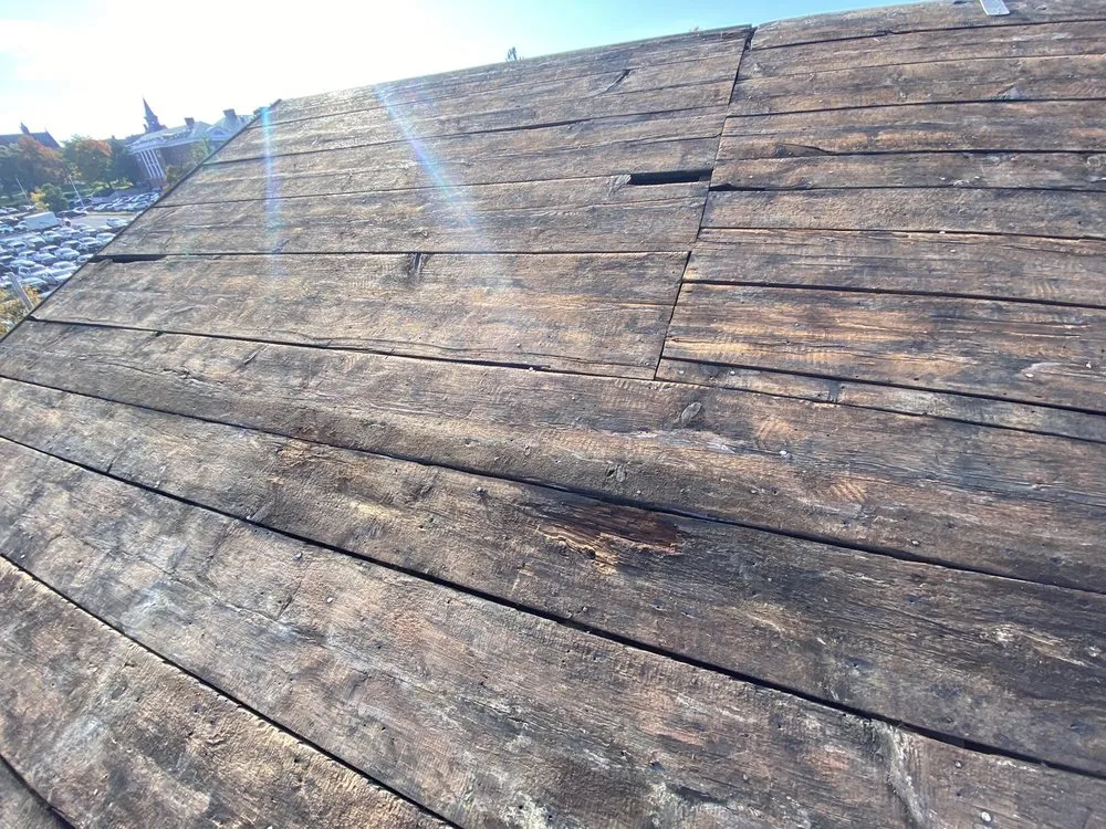 Slide of L & M Construction