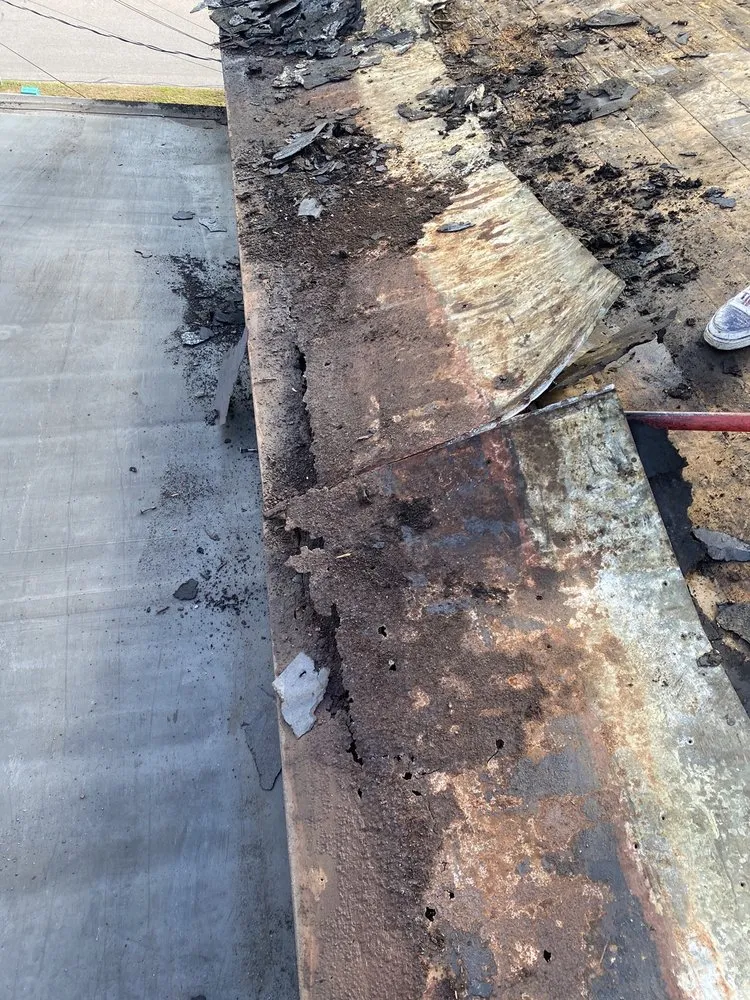 Slide of L & M Construction