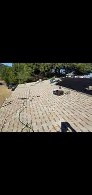 L & P Roofing