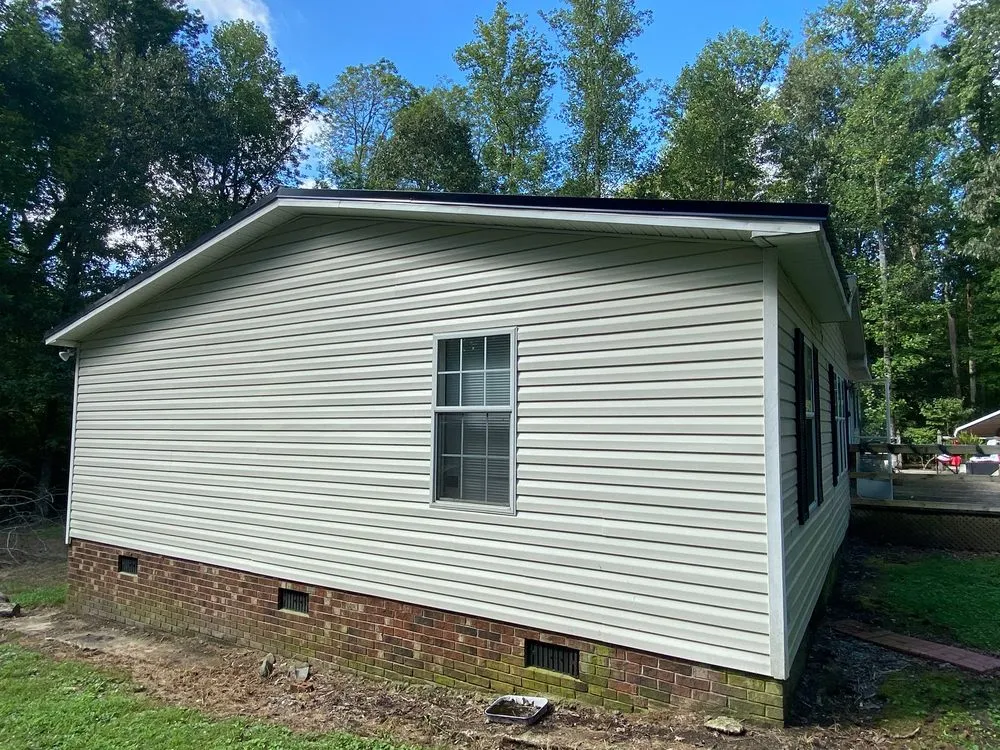 Slide of L & R Exteriors