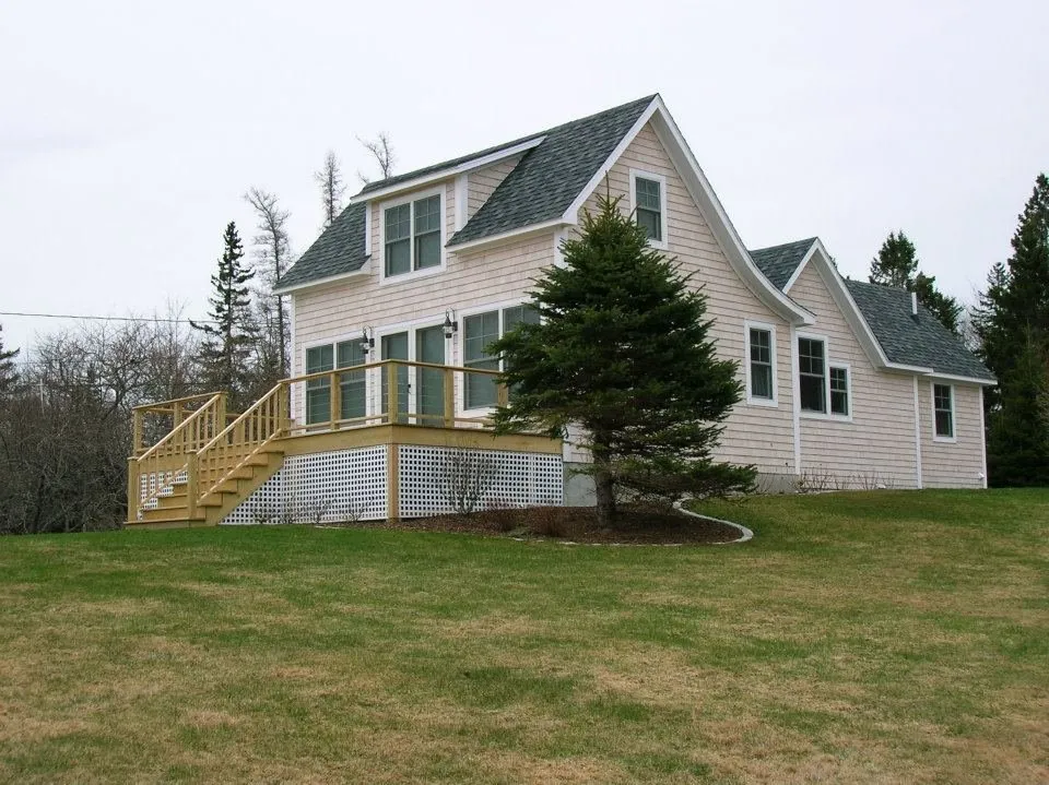 Professional roof replacement in Harrington, ME by L. E. Nichols & Son