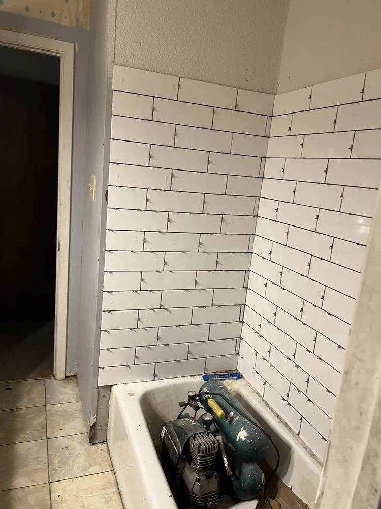 Slide of L E North Construction