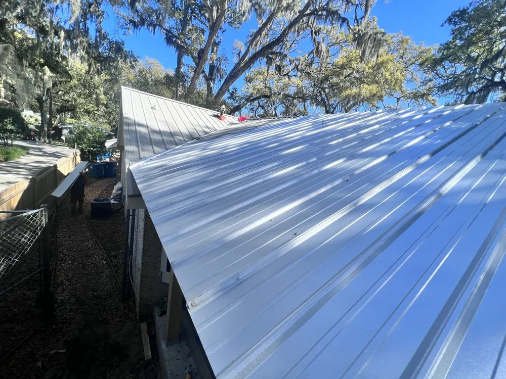 Slide of L Mendez Roofing