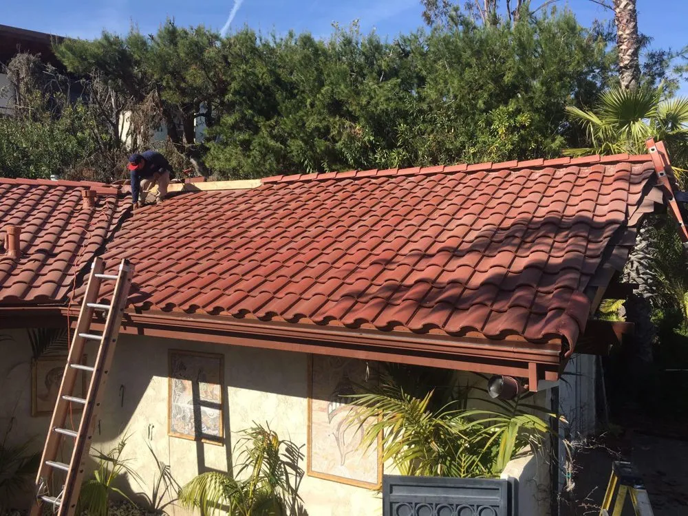 Slide of L.A. Roofing