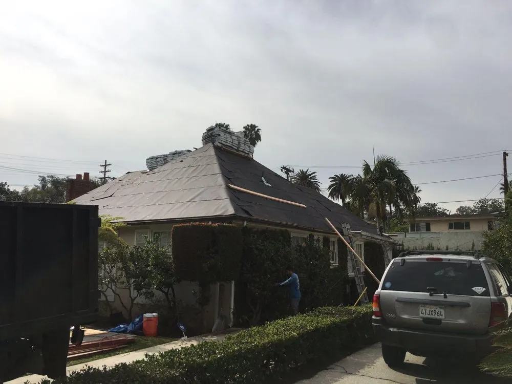 Slide of L.A. Roofing