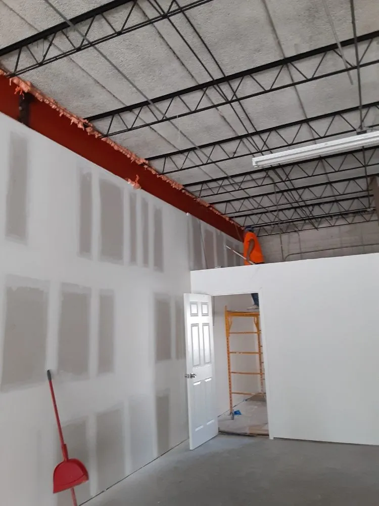 Slide of La Palma Construction