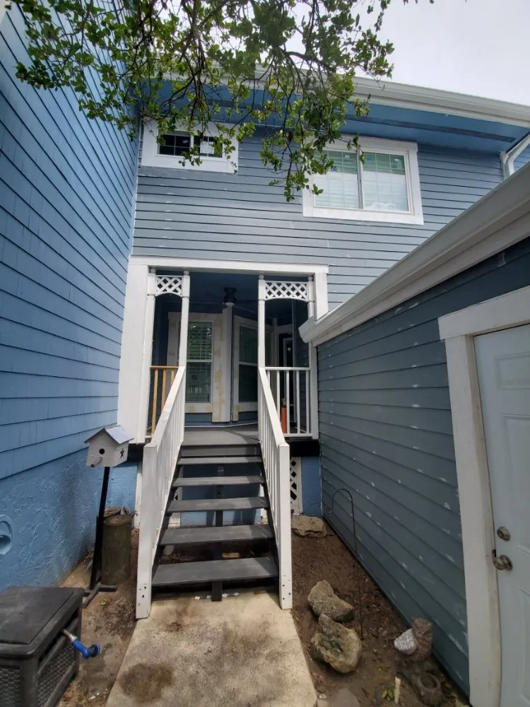 Slide of La Pera's General Contracting