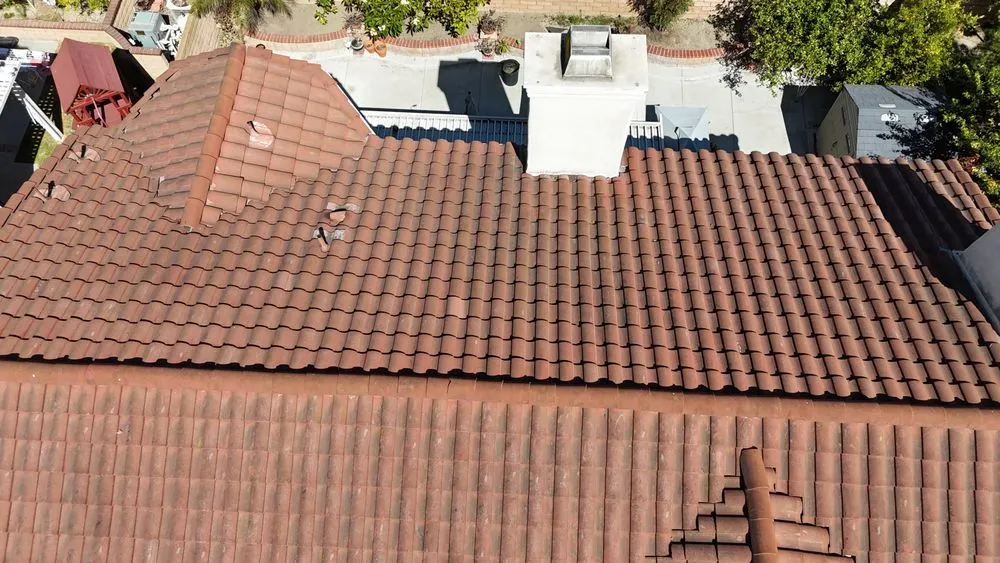 Slide of LA Roof Masters