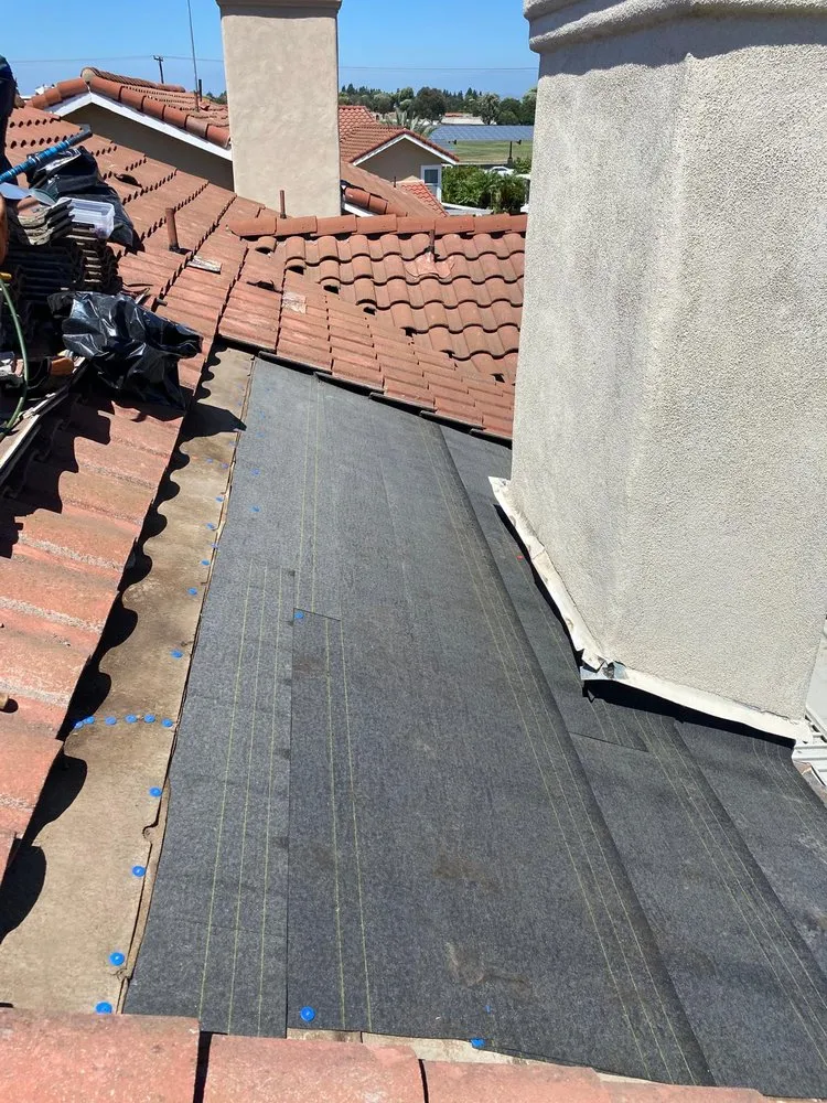 Slide of LA Roof Masters