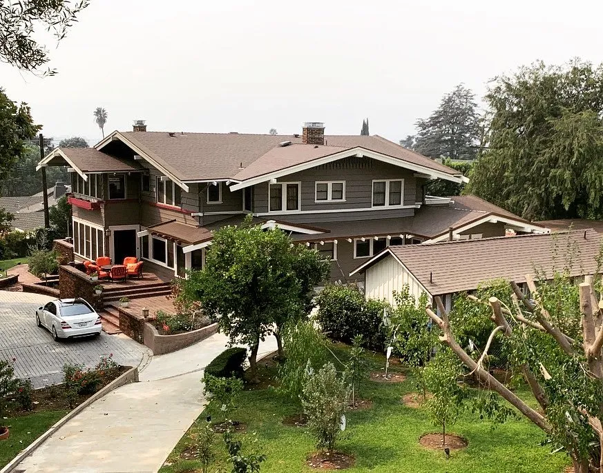 Slide of LA Roof Systems Corporation