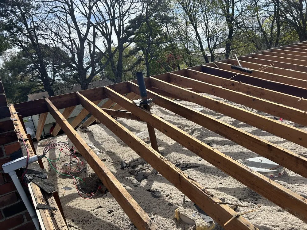 Slide of L&A Roofing