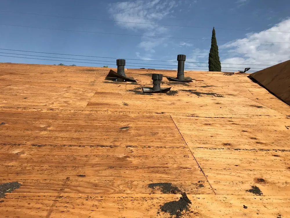 Slide of LA Roofing Services