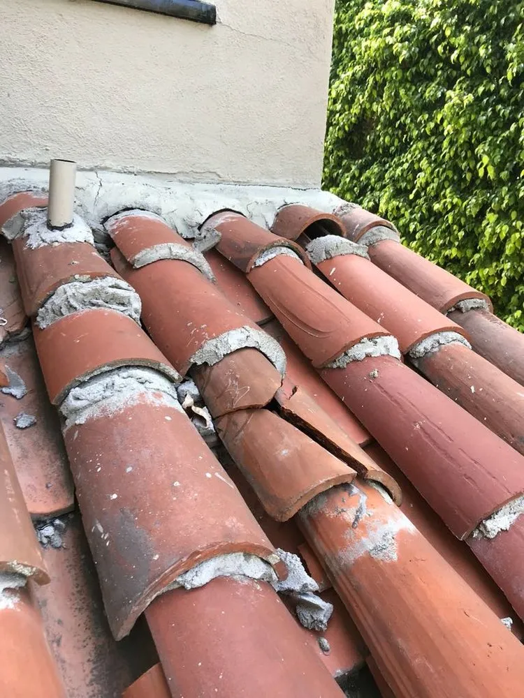 Slide of LA Roofing Services