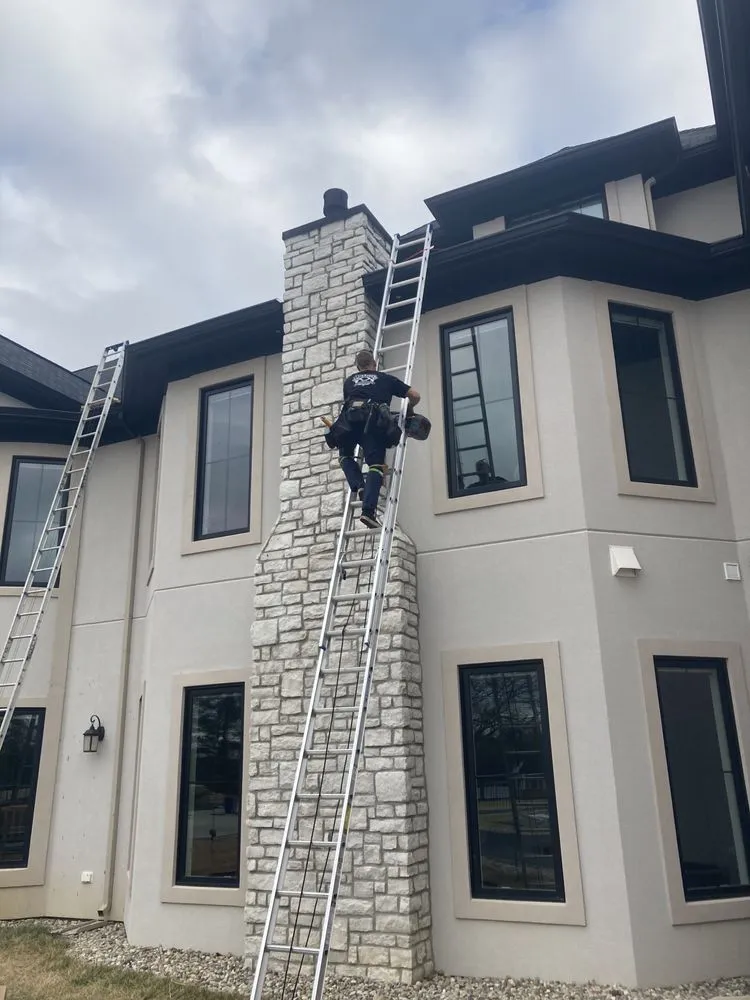 Slide of La Rue Roofing & Exteriors