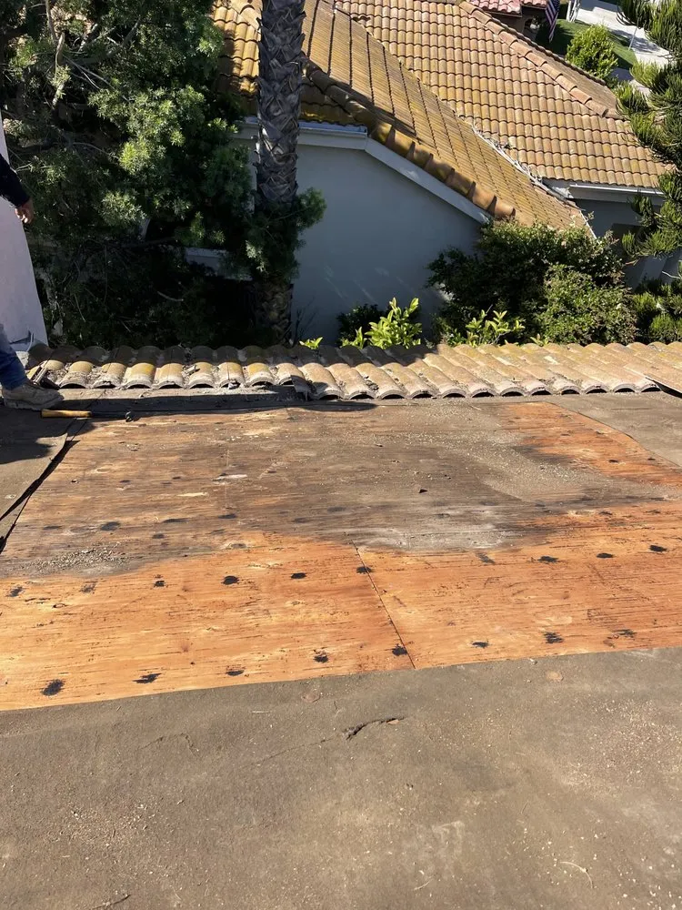 Slide of La Stay Dry Roofing