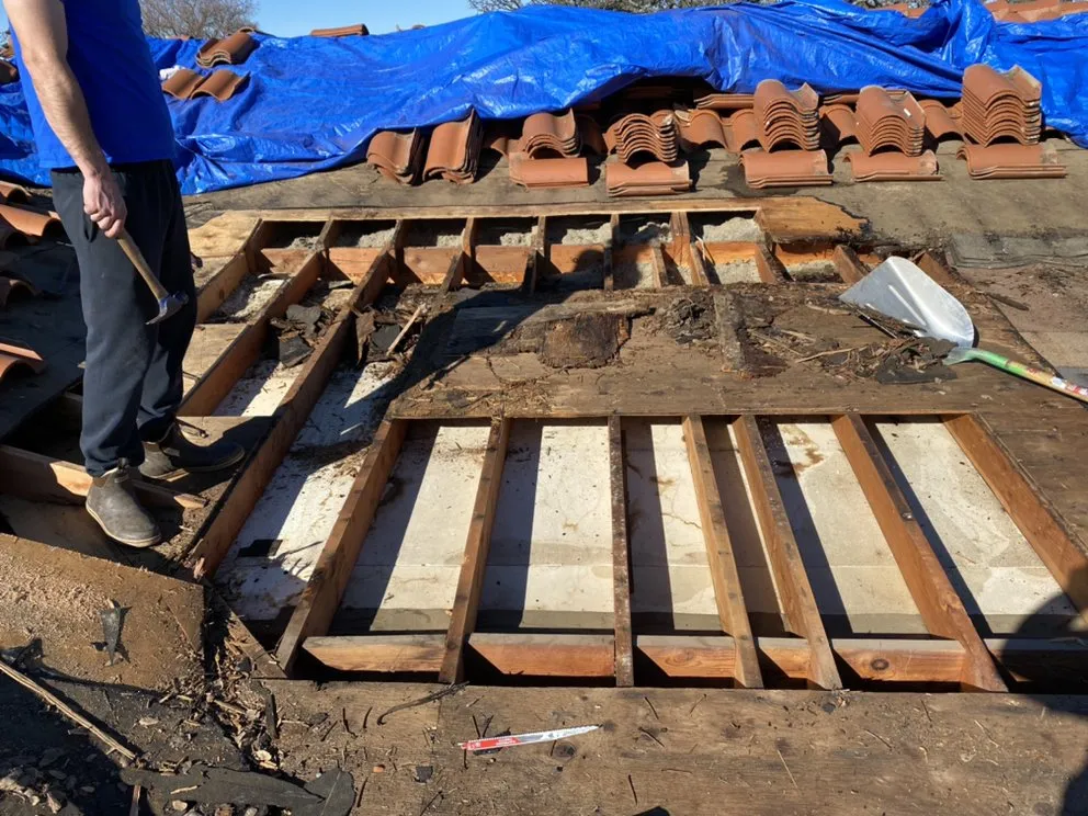 Slide of LaBlanc Carpentry