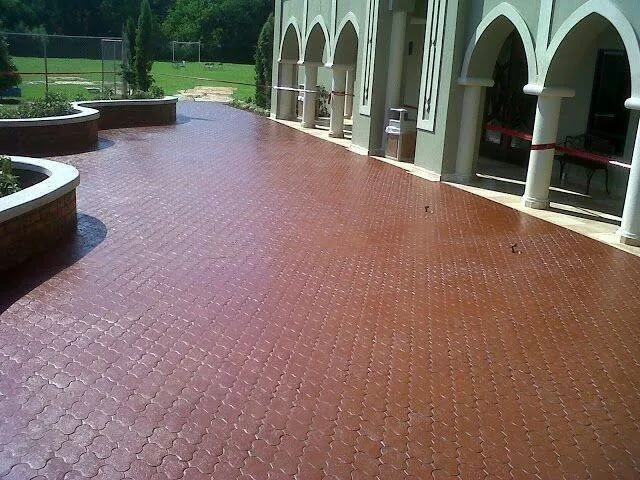 Slide of Laccs Construction Pros