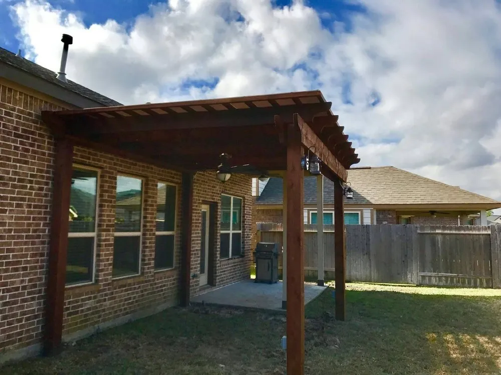 Slide of Laccs Construction Pros