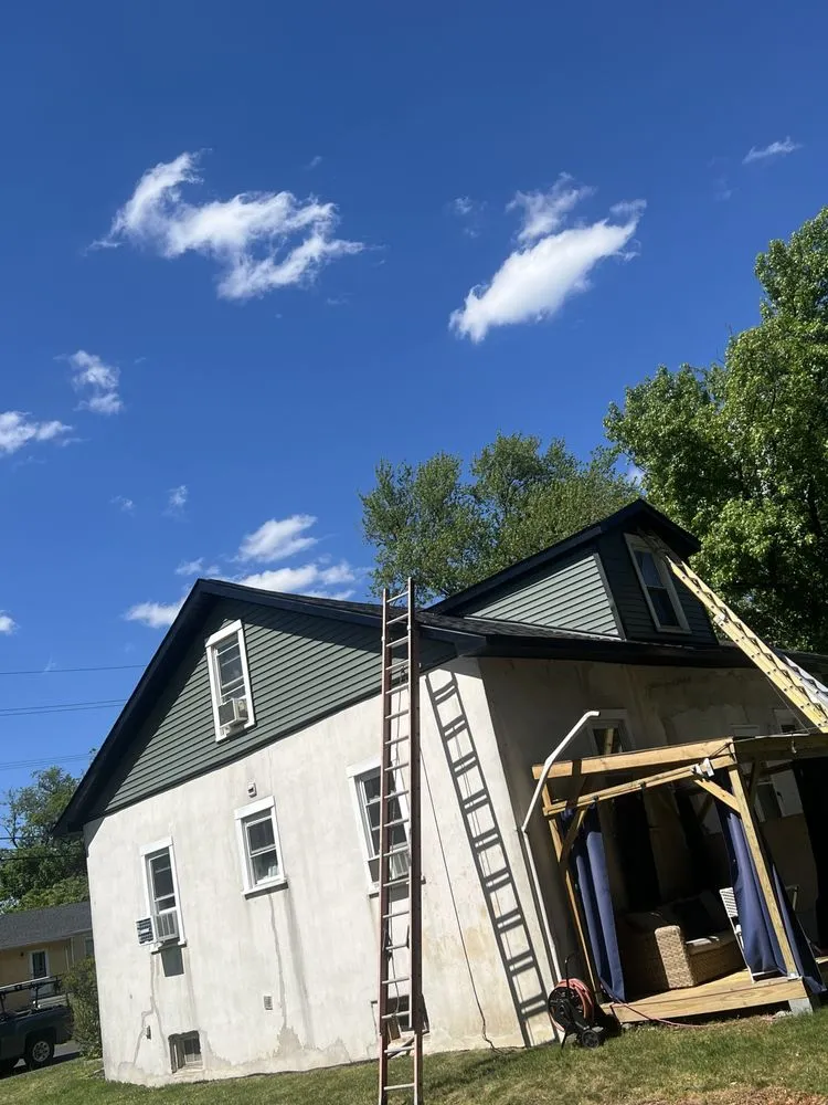 Slide of Lacovara Roofing
