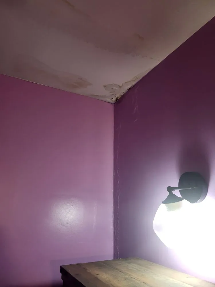 Slide of Lacovara Roofing