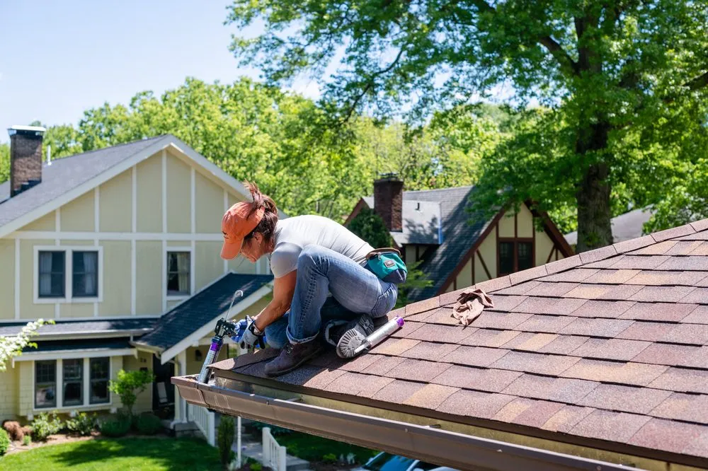 Slide of Lady On The Roof