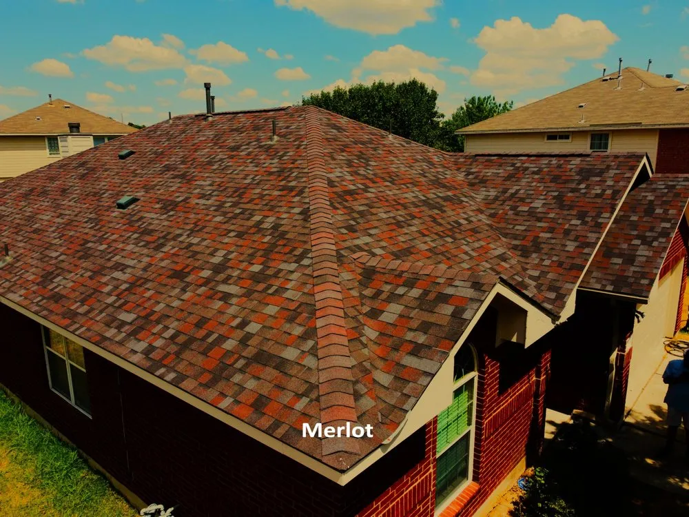 Slide of Lago Roofing & Solar