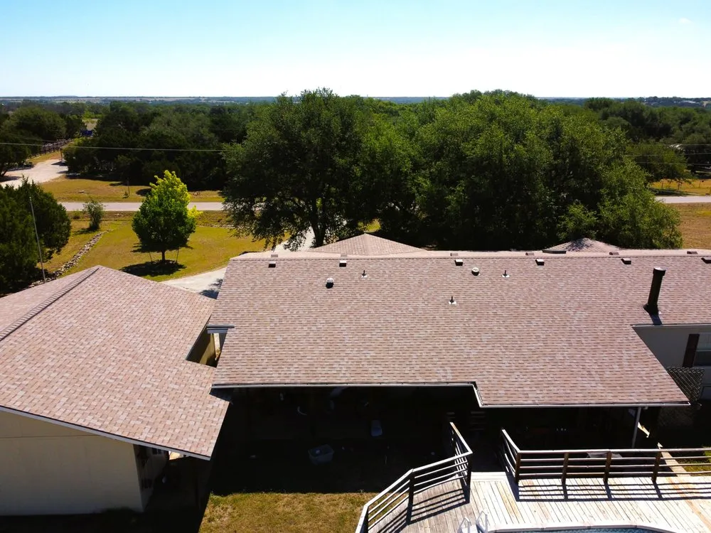 Slide of Lago Roofing & Solar