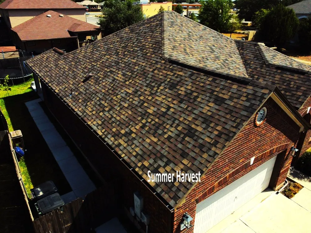 Slide of Lago Roofing & Solar