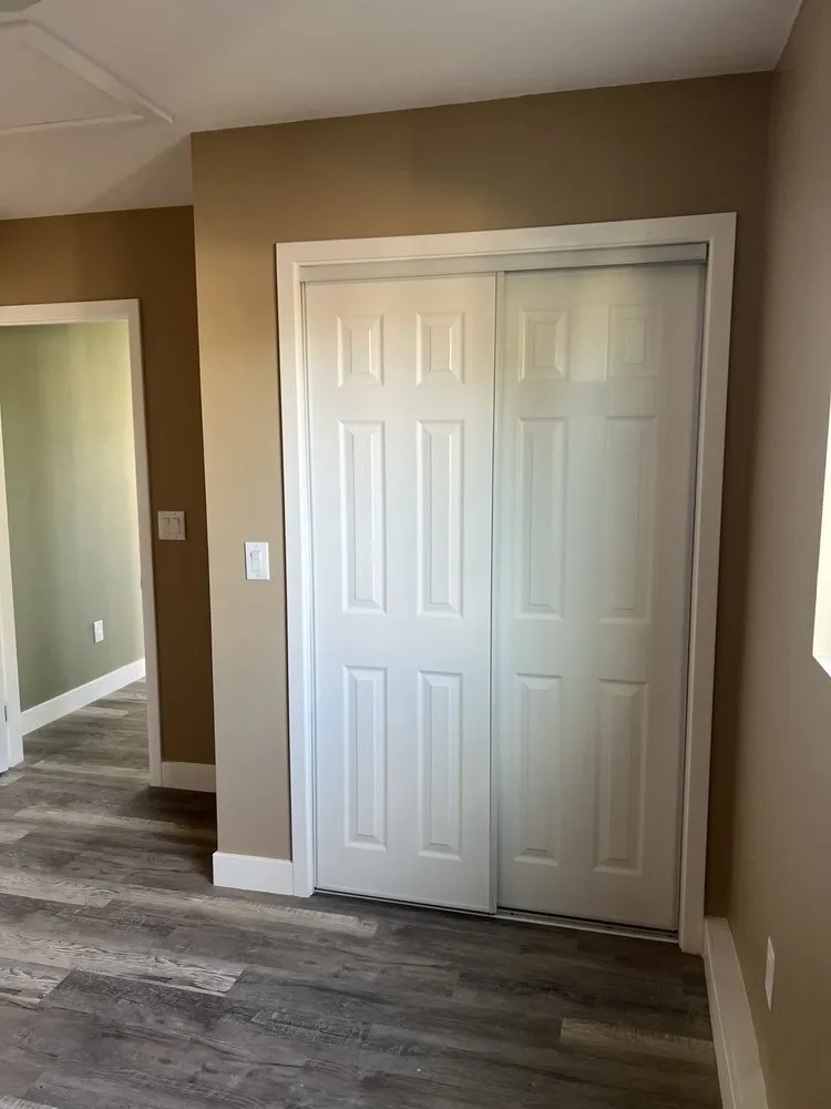 Slide of Lake House Builders