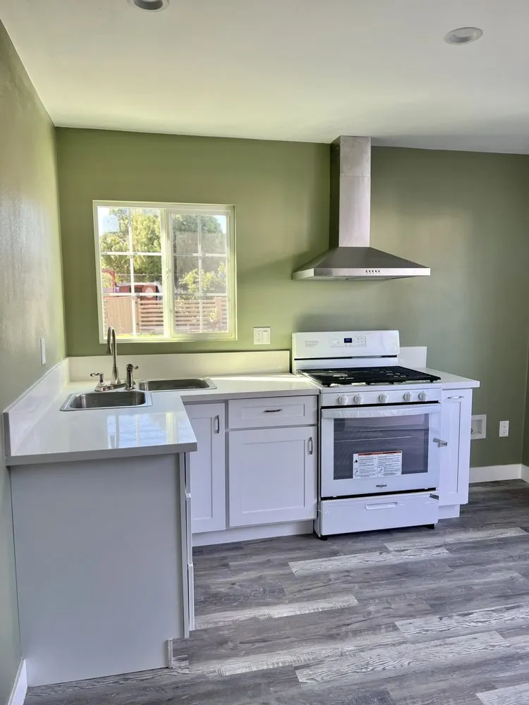 Slide of Lake House Builders