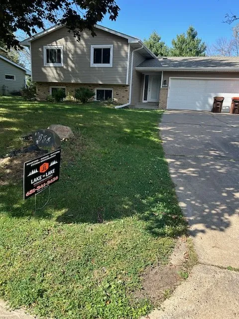 Slide of Lake To Lake Exteriors