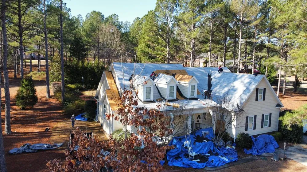 Slide of Lakelands Roofing