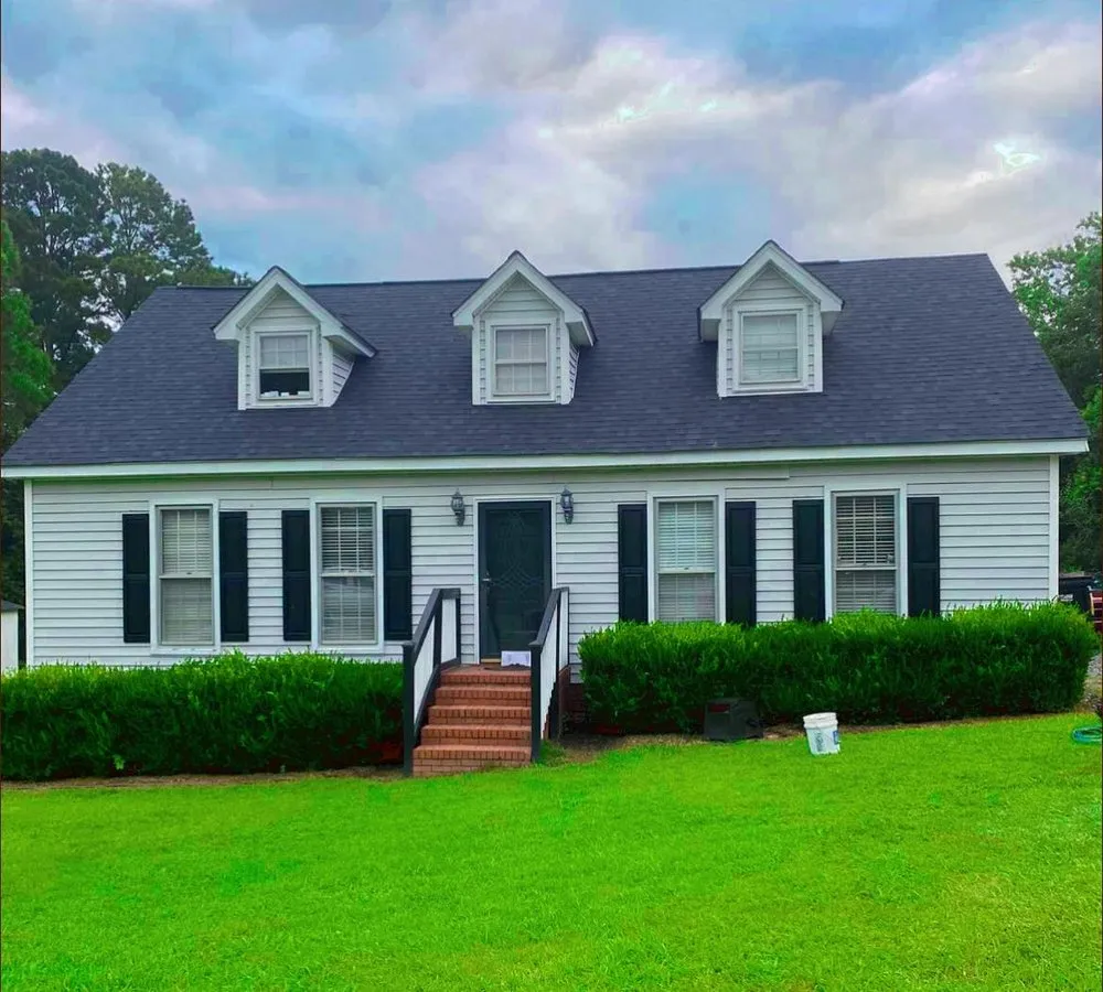 Slide of Lakelands Roofing