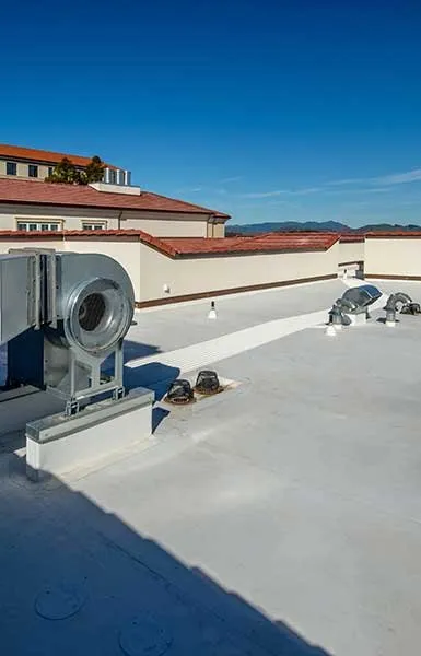 Slide of Lakes Country Roofing