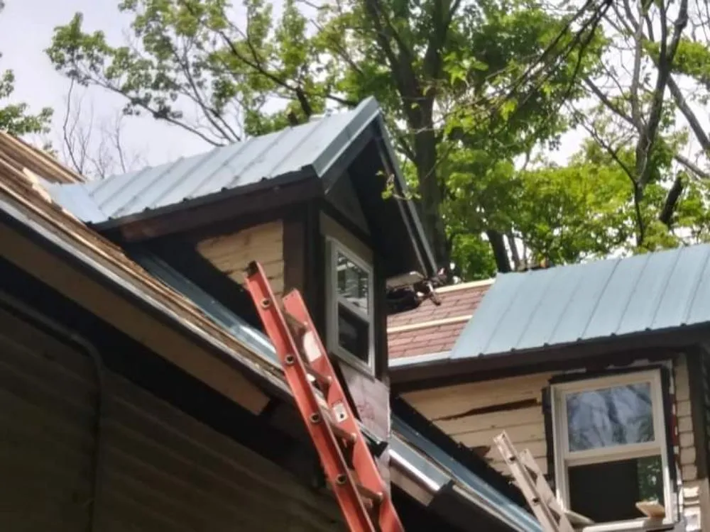 Emergency metal roofing installation experts serving Nunica, MI - Lakeshore Home Renevations