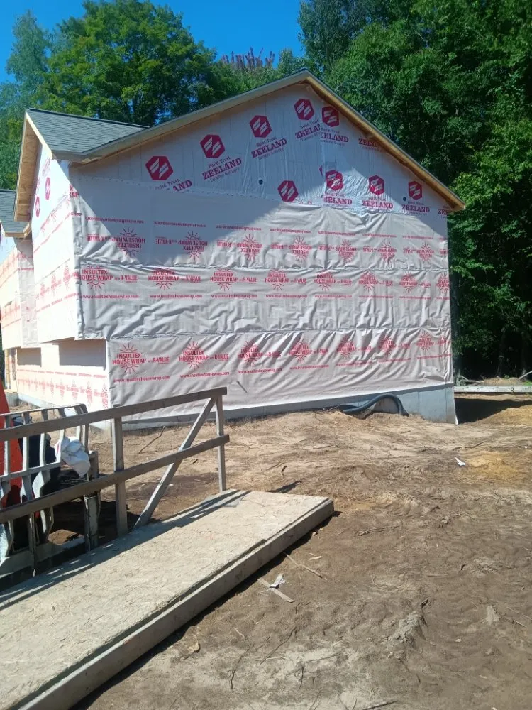 Professional roof replacement for homes in Nunica, MI by Lakeshore Home Renevations