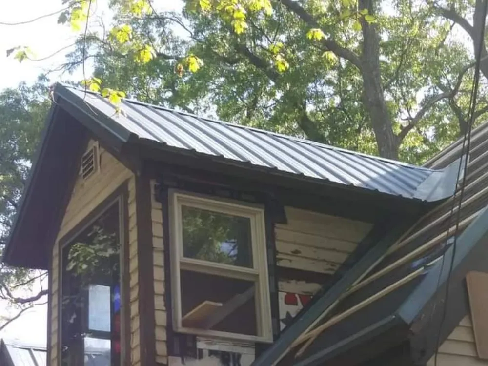 Local roof repair experts serving Nunica, MI - Lakeshore Home Renevations