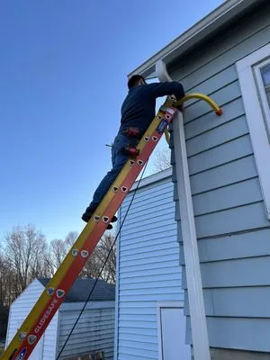 Lakeshore Roofing & Gutter Services