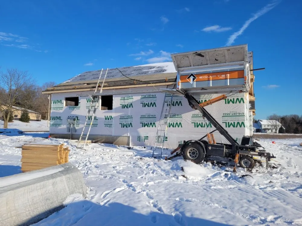 Slide of Lakeshore Roofing