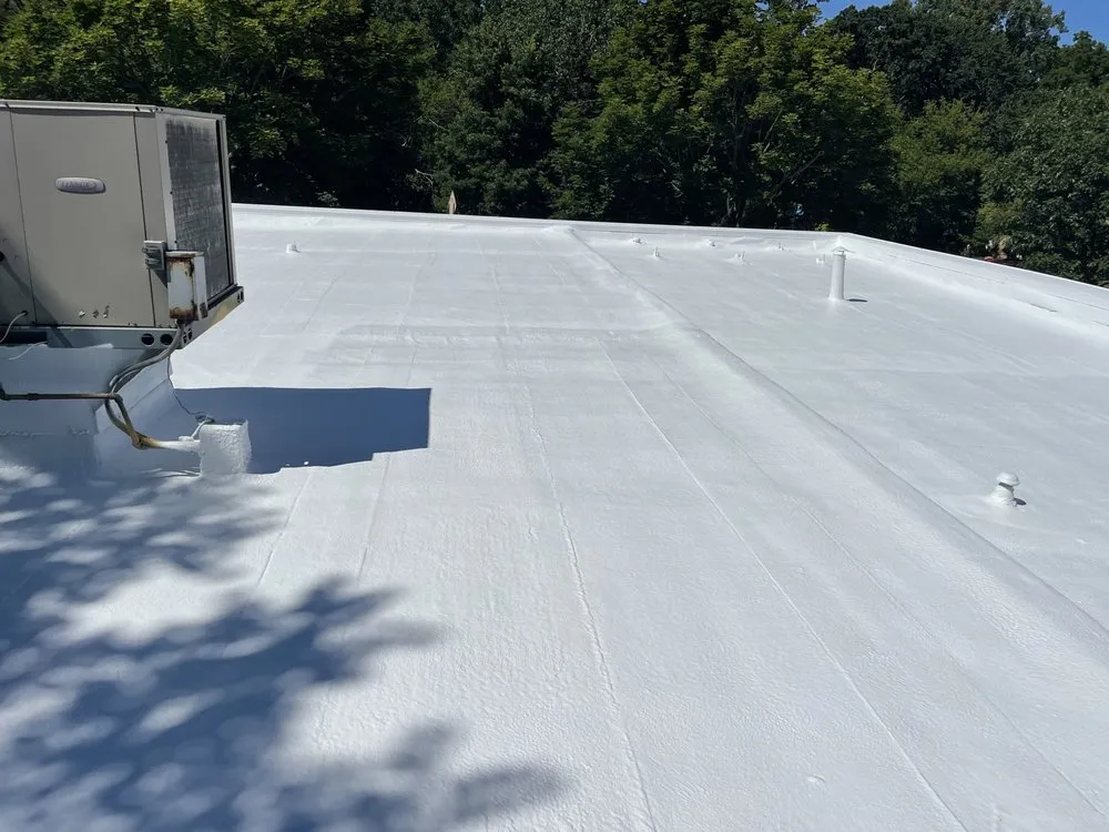 Top-rated residential roofing service experts serving Lawrence, MI - Lakeside Commercial Roofing