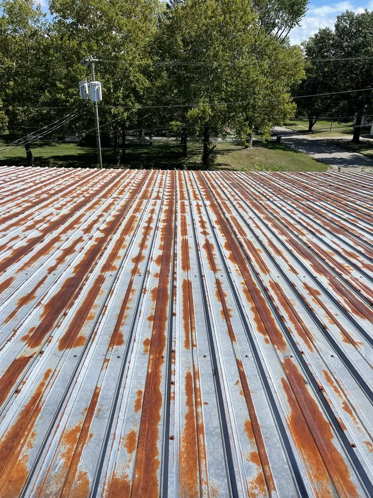 Reliable flat roof repair experts serving Lawrence, MI - Lakeside Commercial Roofing