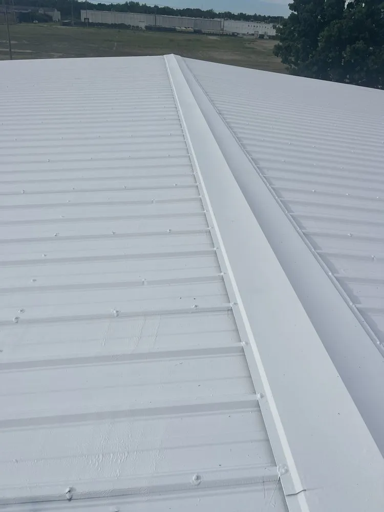 Professional roof installation experts serving Lawrence, MI - Lakeside Commercial Roofing