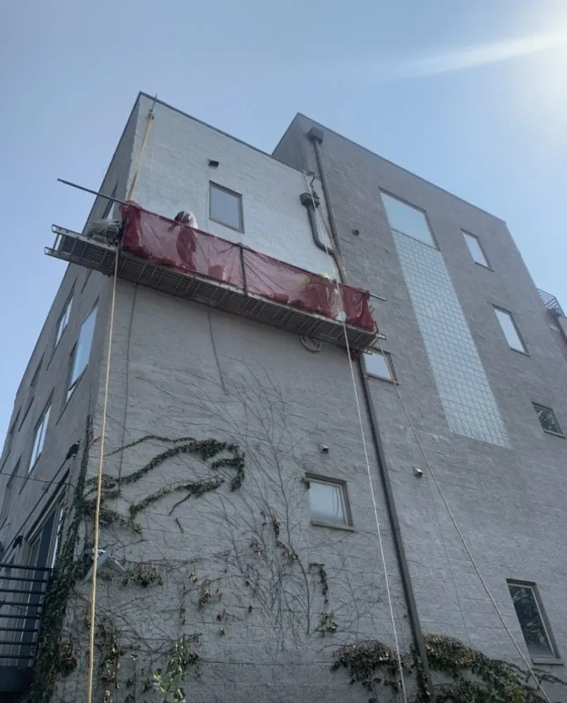 Slide of Lakeside Construction