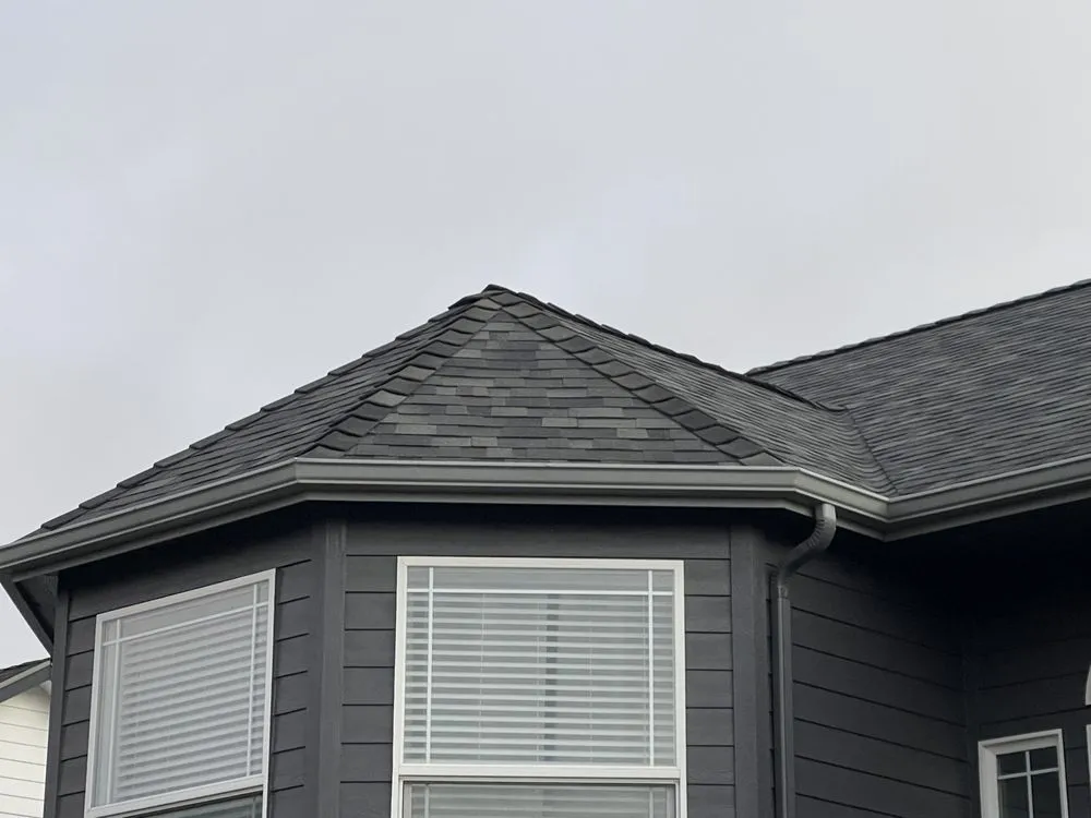 Slide of Lakeside Premium Construction