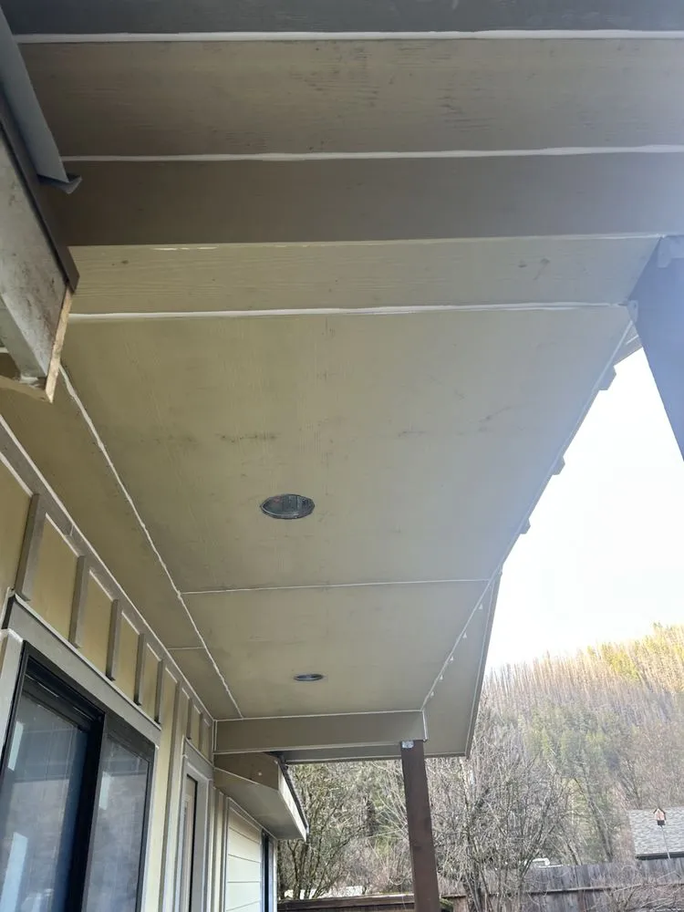 Slide of Lakeside Premium Construction