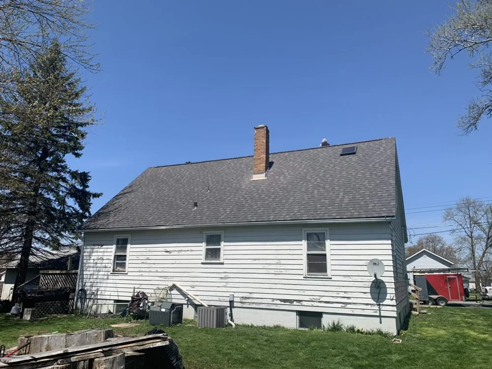 Trusted roof repair in Lawrence, MI by Lakeside Renovations