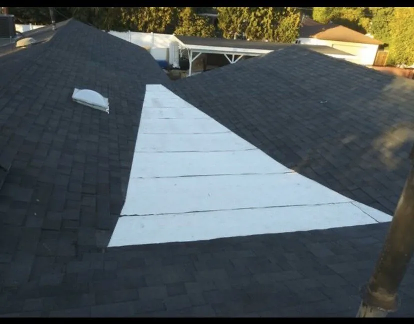 Slide of Lakeside Roofing & Masonary